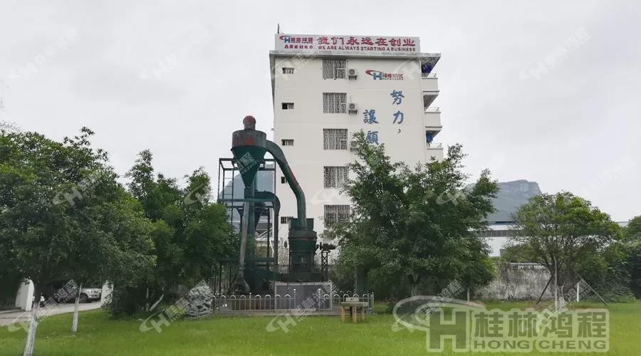 桂林鴻程磨粉機(jī) 雷蒙磨粉機(jī) 擺式磨粉機(jī) 立式磨機(jī) 超細(xì)環(huán)輥磨 桂林鴻程磨粉機(jī) 雷蒙磨粉機(jī) 擺式磨粉機(jī) 立式磨機(jī) 超細(xì)環(huán)輥磨 廣東磨粉機(jī)