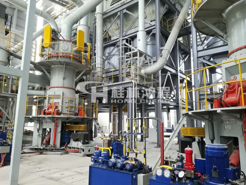 礦石超細(xì)立式磨粉機 小型2000目礦石磨粉機 HLMX超細(xì)立式磨粉機 礦石超細(xì)立式磨粉機 小型2000目礦石磨粉機 HLMX超細(xì)立式磨粉機